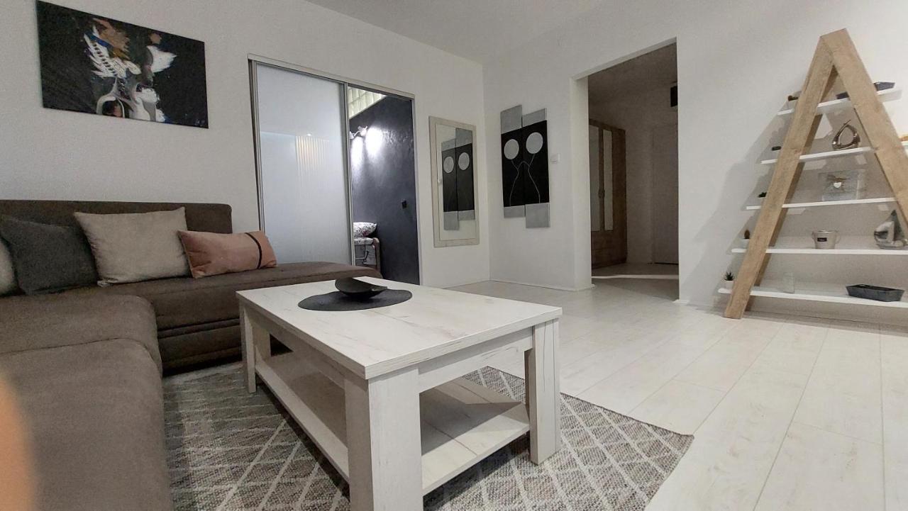 Apartman 23 เบลเกรด ภายนอก รูปภาพ